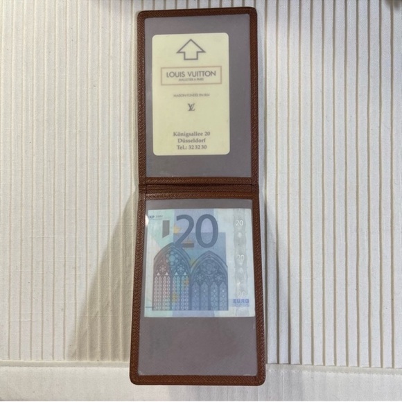 Louis Vuitton Taiga ID Holder Card Wallet Insert - Picture 3 of 13